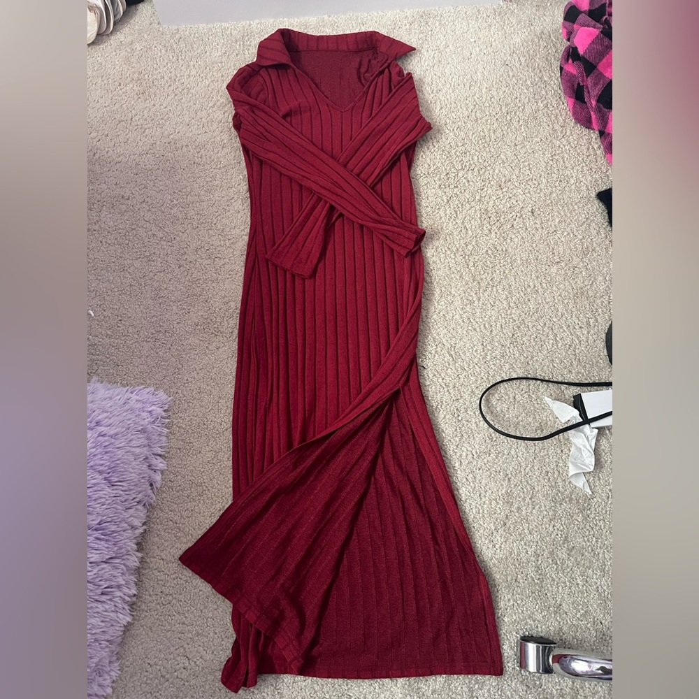 Red long sleeve ribbed dress with collar. small/0